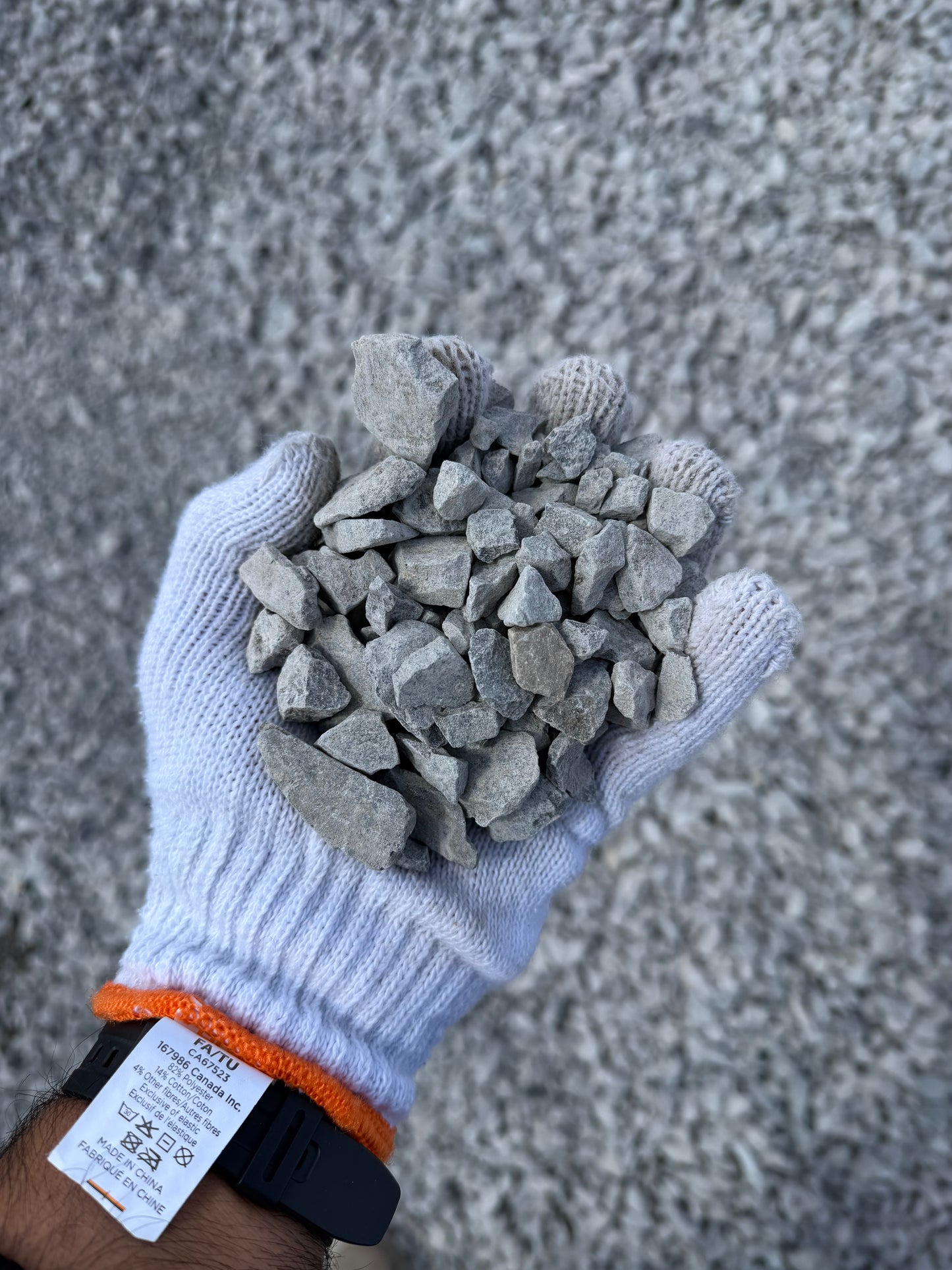 20mm limestone bulk delivery Calgary — driveways pathways and drainage rock