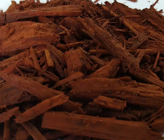Bulk Red mulch and wood chips Calgary — organic garden mulch delivery New Standard